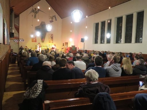 Location-Foto: Auferstehungskirche Marmstorf