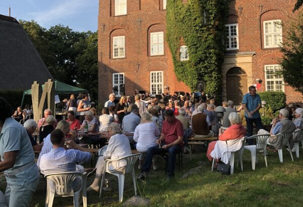 Location-Foto: Schloss Agathenburg